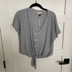 Universal thread stripe button front v neck tie knot shirt